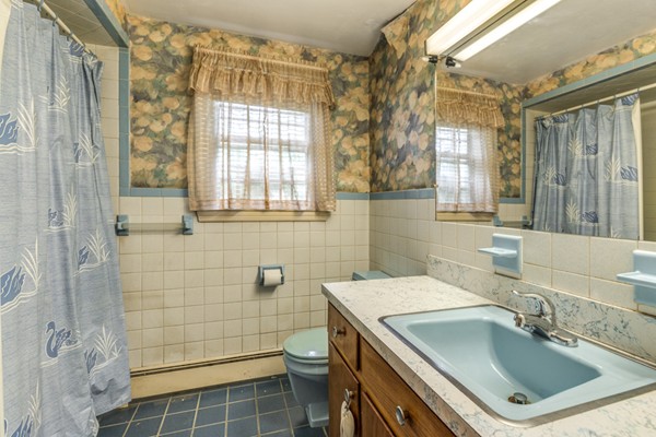 62 Old Nahant Road Wakefield, MA 01880 - Photo 27 of 29 Gallery Image 27
