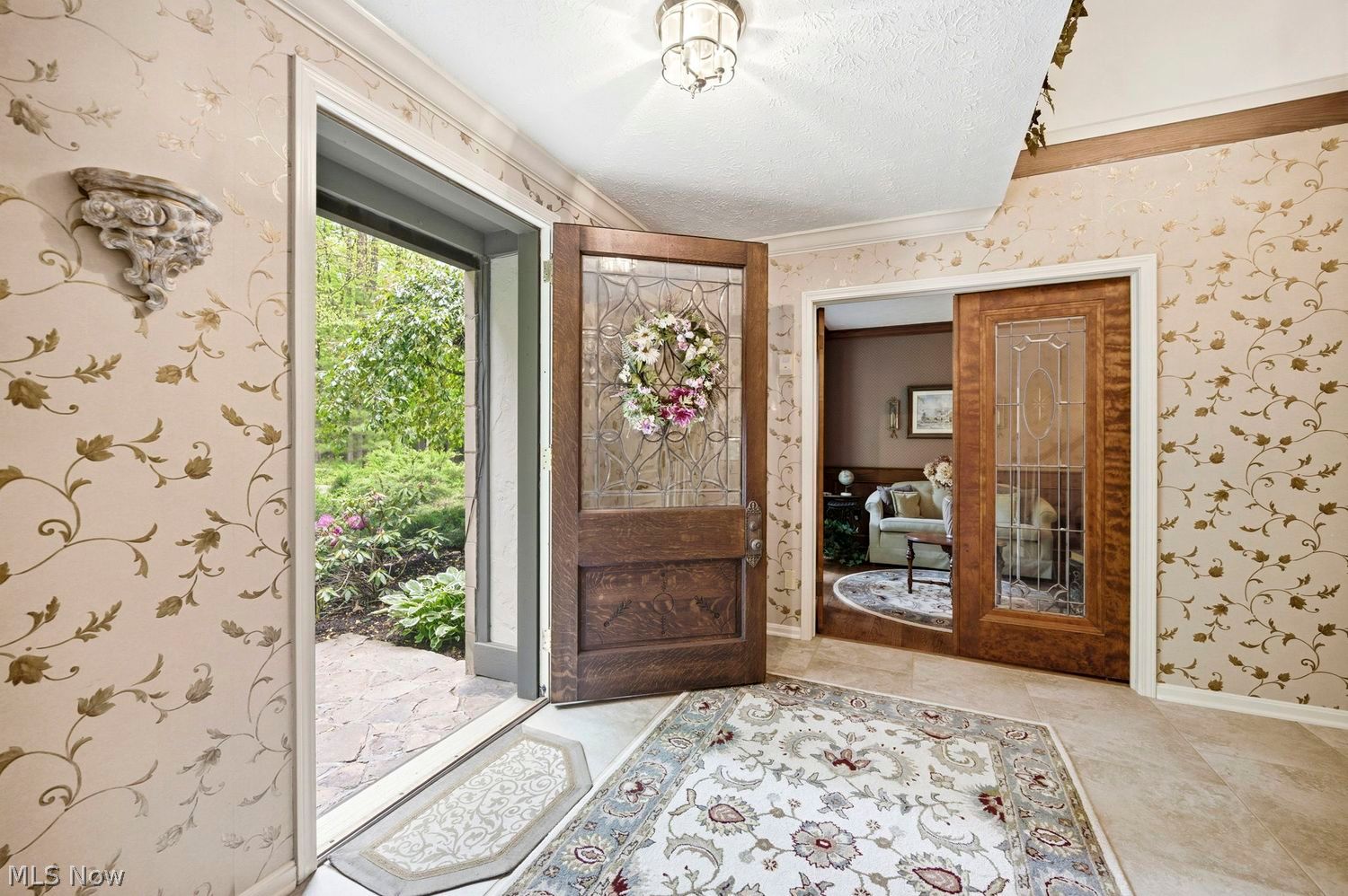 15115 Hemlock Point Road Chagrin Falls, OH 44022 - Photo 5 of 50