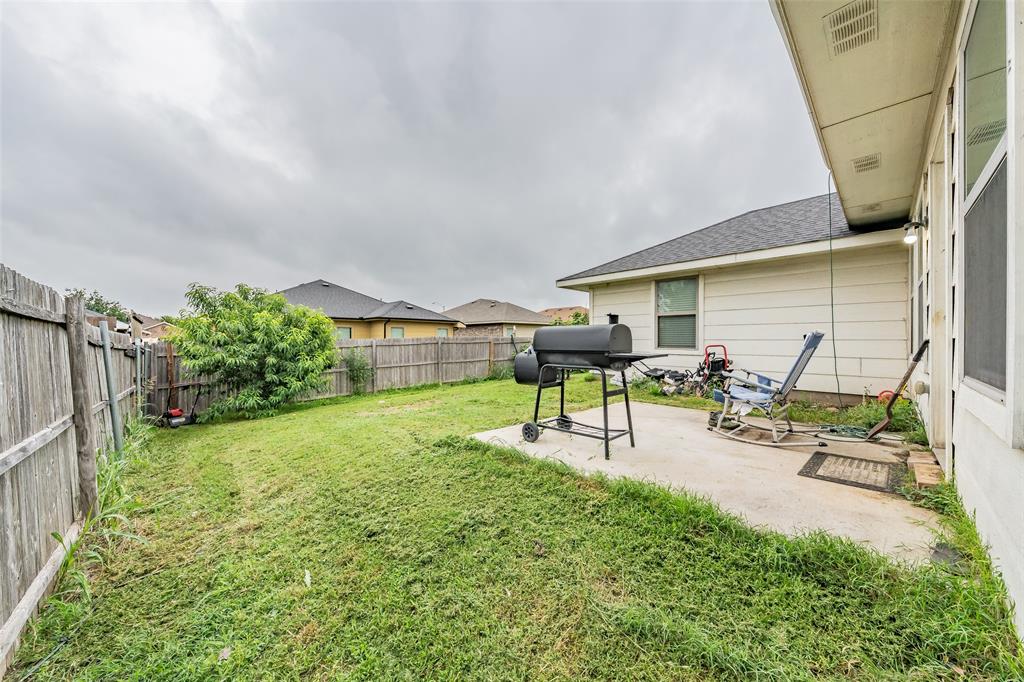 9133 St Barts Road Fort Worth, TX 76123 - Photo 6 of 32