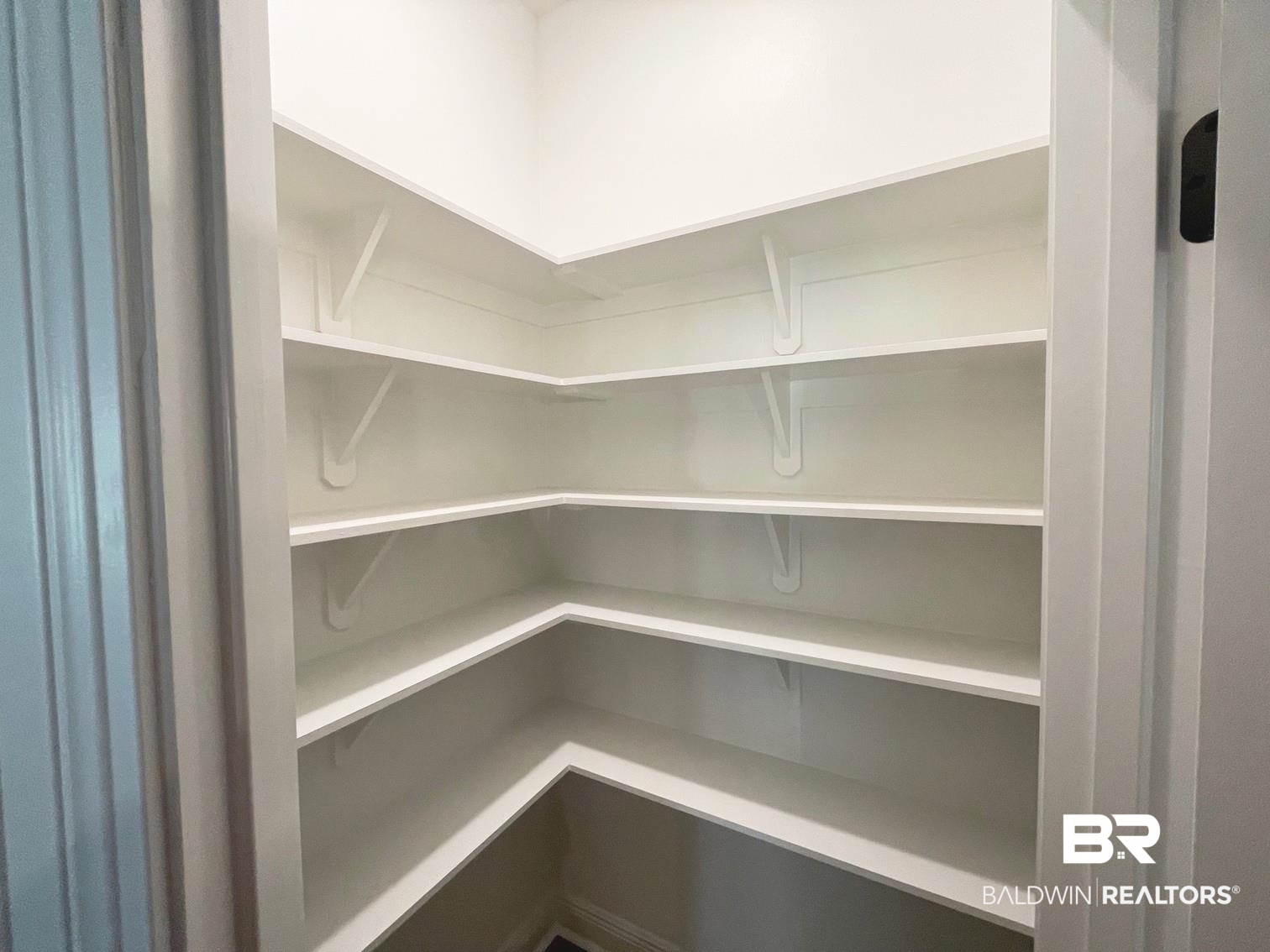 1424 Fenton Circle Foley, AL 36535 - Photo 5 of 20 View of pantry