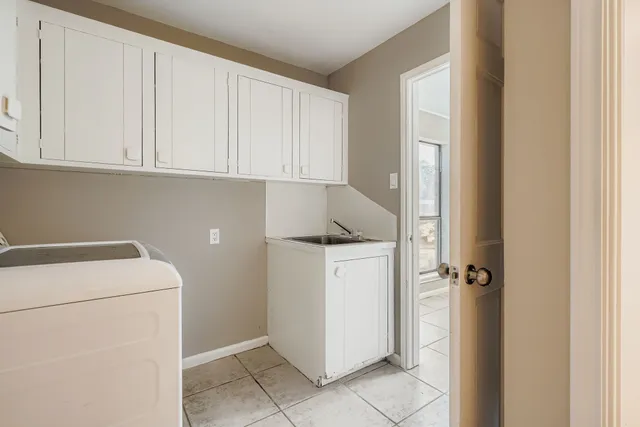 $270,000 | 101 Pebble Springs Lane, Cleveland, TX 77327