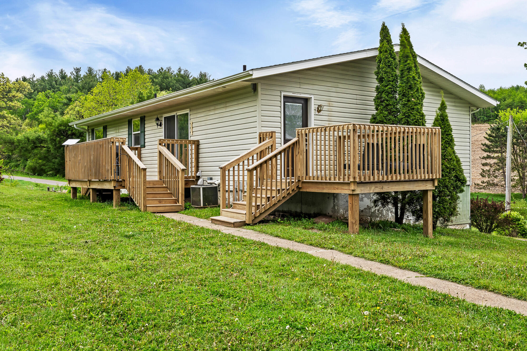N28504 Bradley Road Preston, WI 54616 - Photo 3 of 30 27__dsc0414