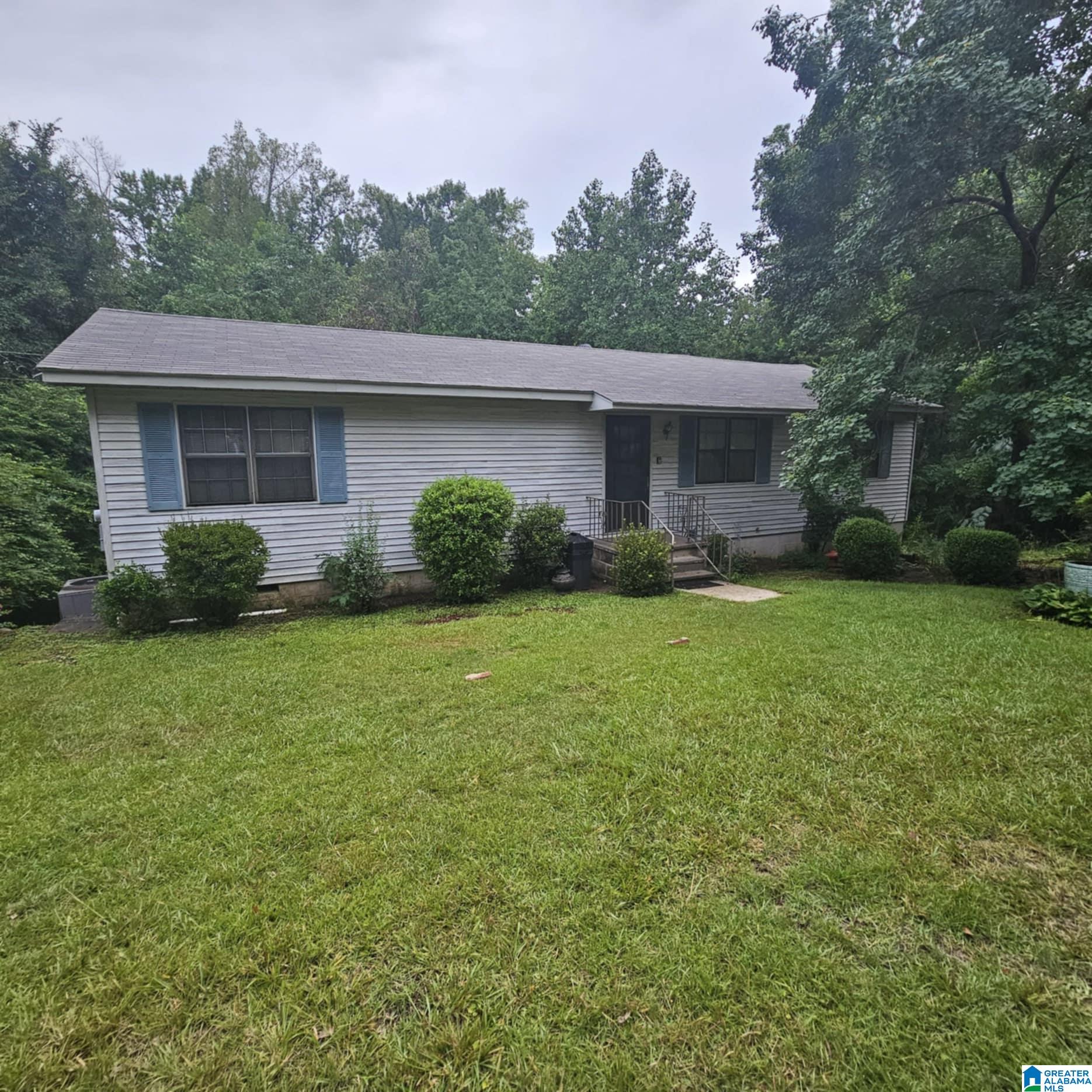 912 Clark Mountain Road North Bessemer, AL 35023 - Photo 1 of 13