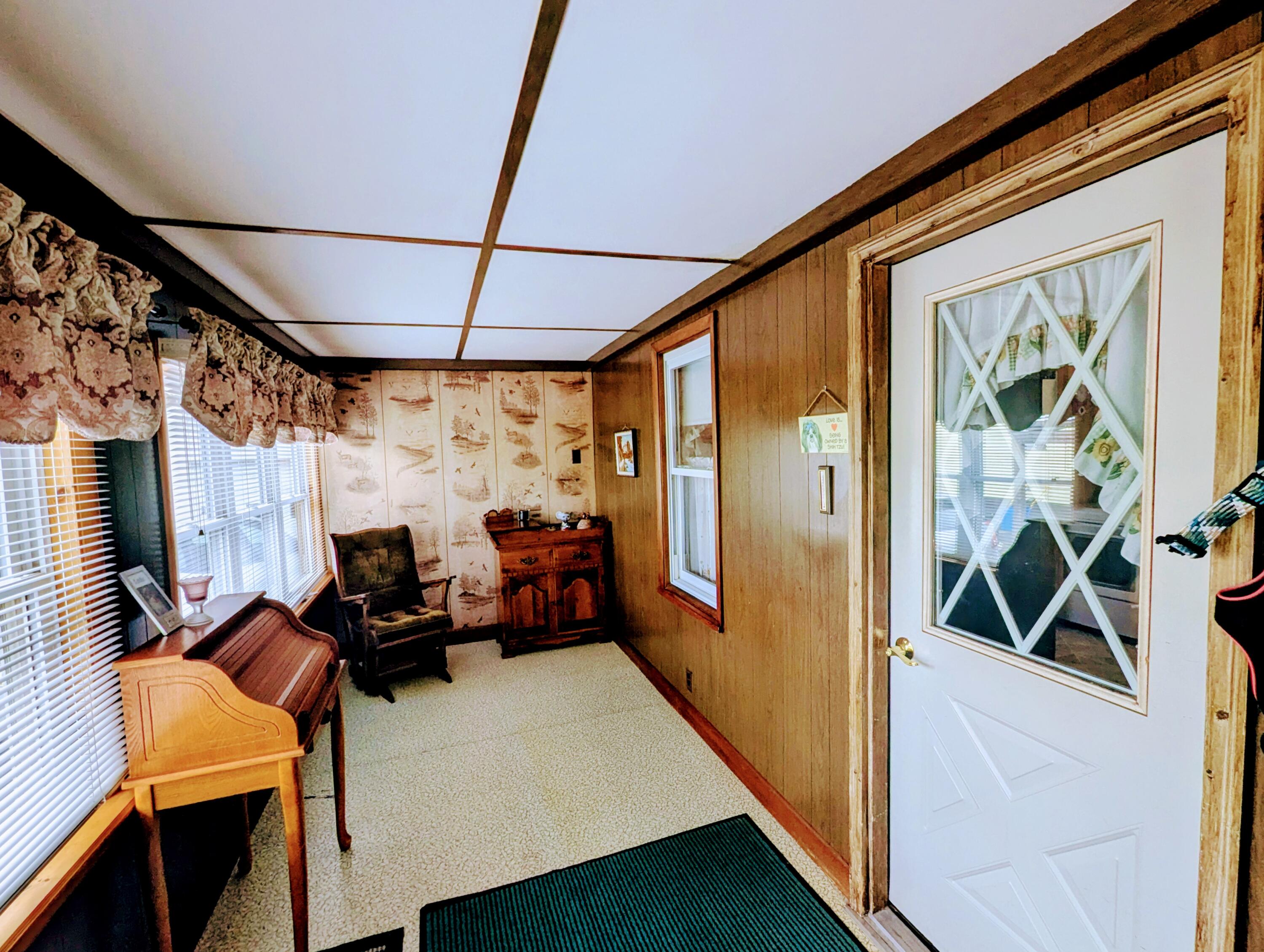 77 Hicks Road Augusta, ME 04330 - Photo 12 of 25 3 season porch
