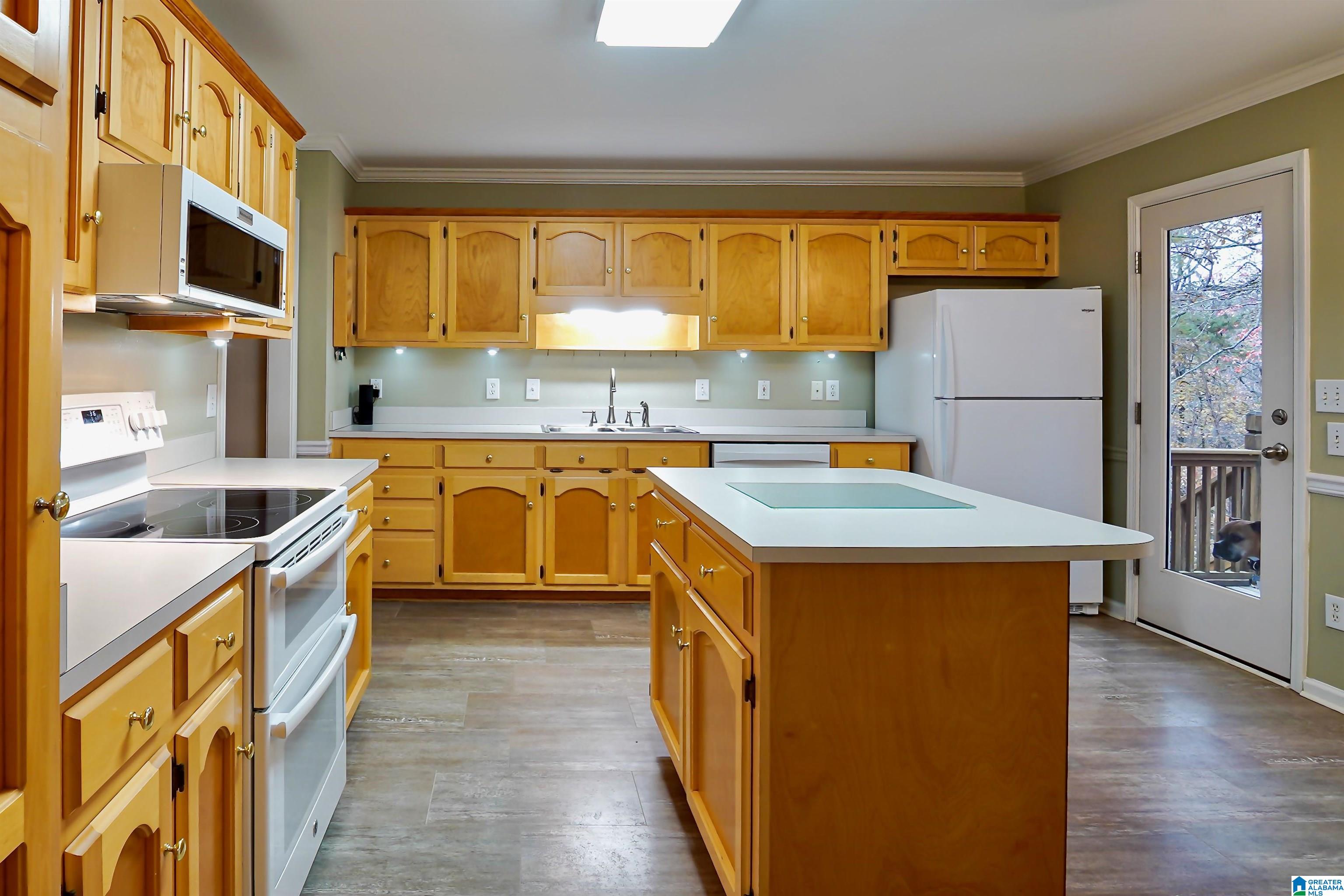710 Forest Hills Trace Alabaster, AL 35007 - Photo 6 of 45