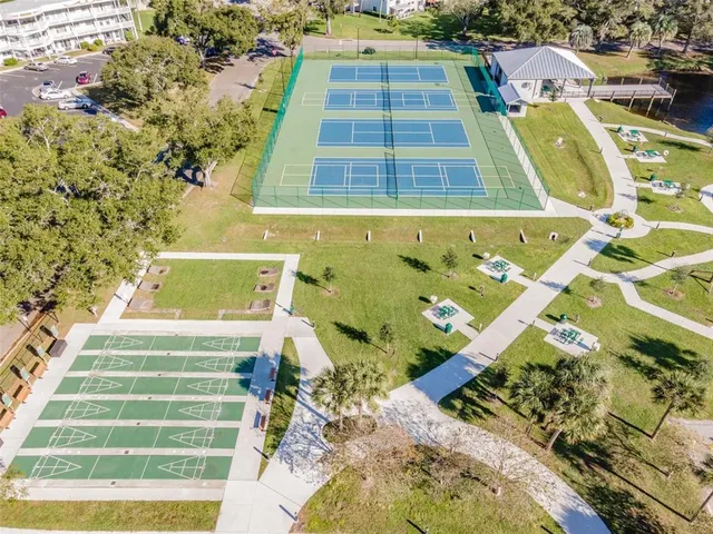 $130,000 | 2000 World Pkwy Boulevard, Unit 15, Clearwater, FL 33763