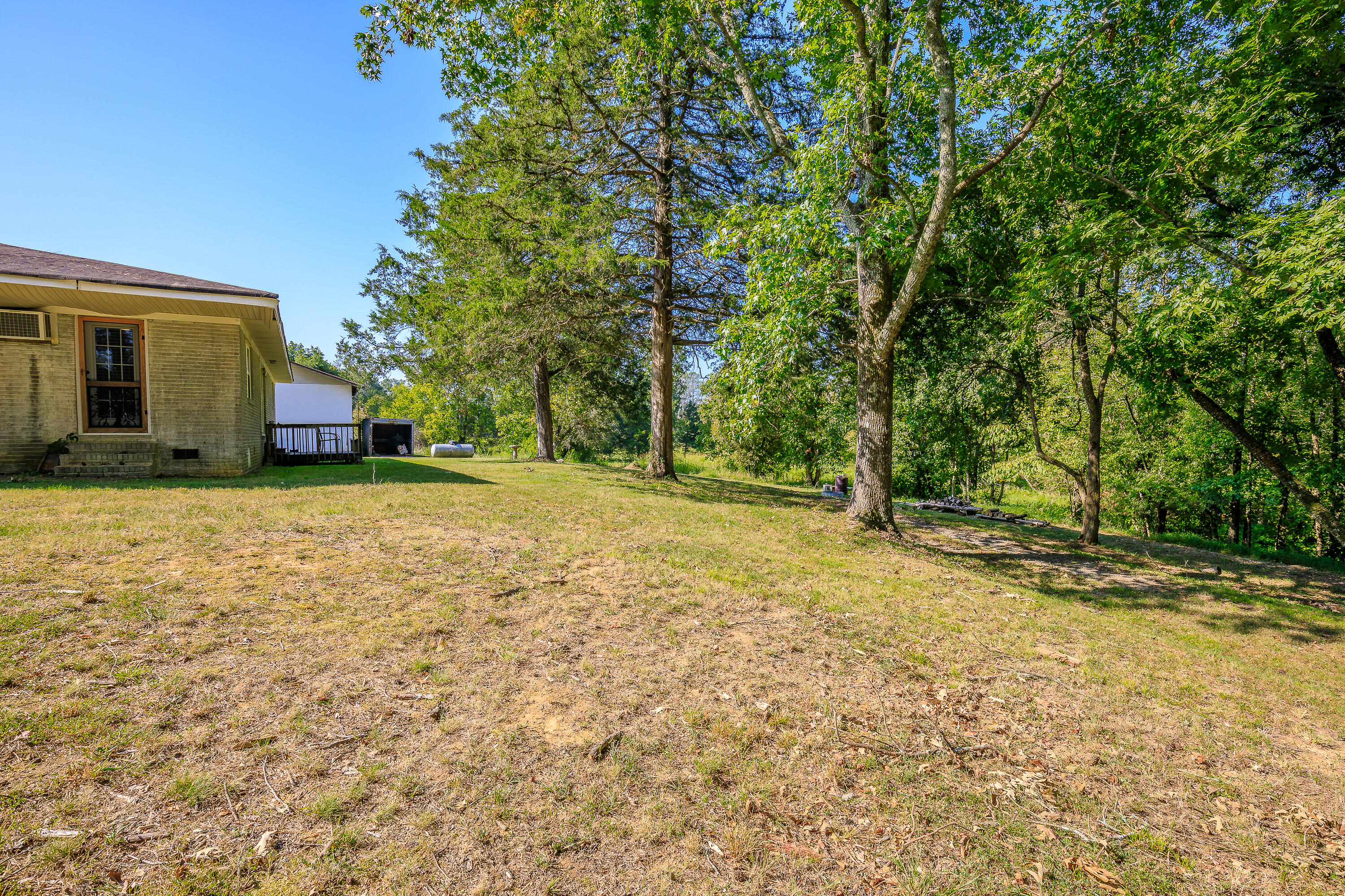 1535 Dawnville Beaverdale Road Dalton, GA 30721 - Photo 12 of 51 48