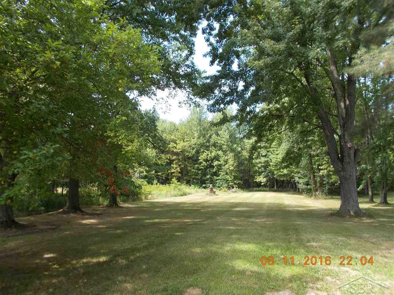 3566 South Graham Road Saginaw, MI 48609 - Photo 3 of 11 31300204-2.JPG