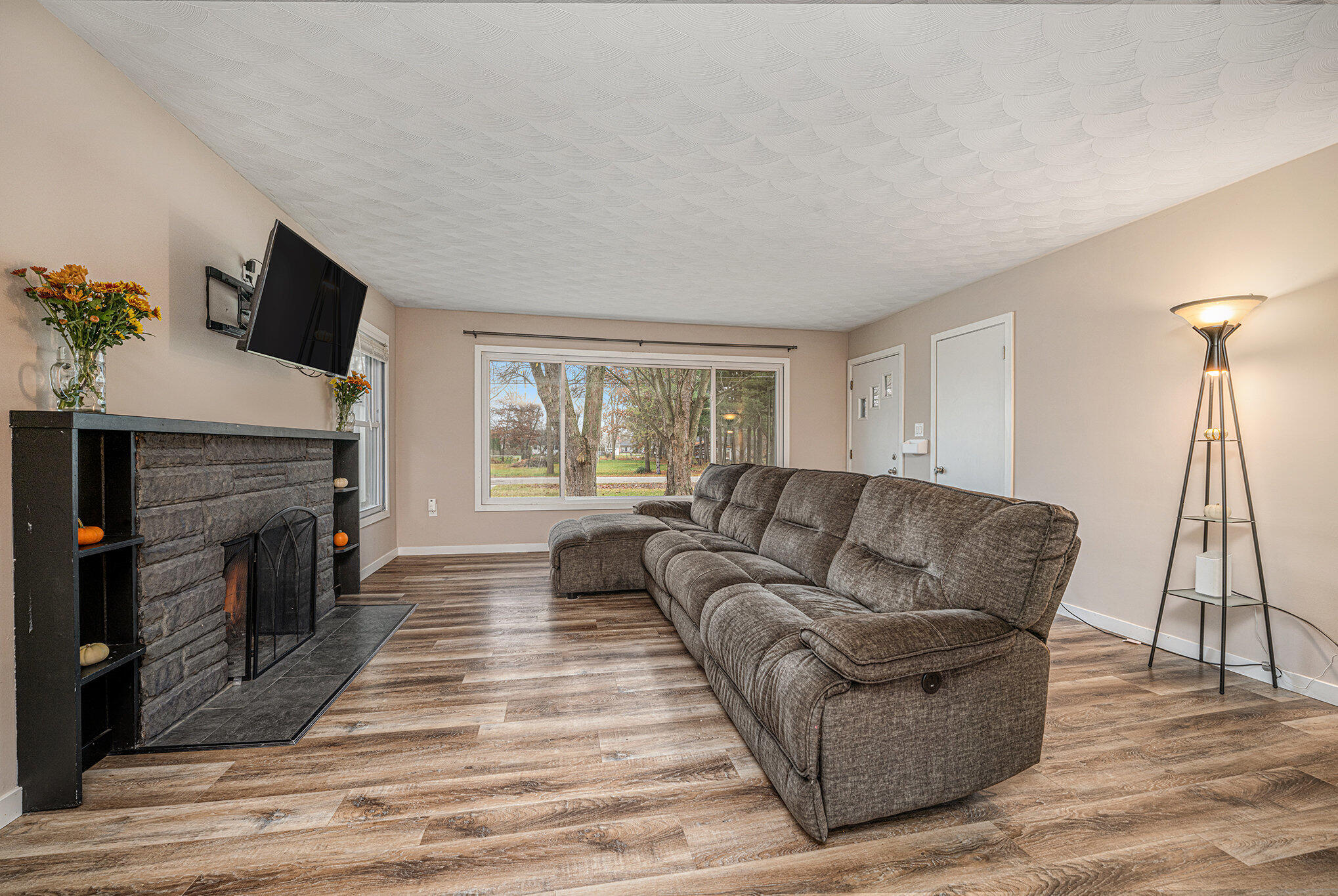 56361 Griffith Road Three Rivers, MI 49093 - Photo 2 of 27 007_dsc00742_142
