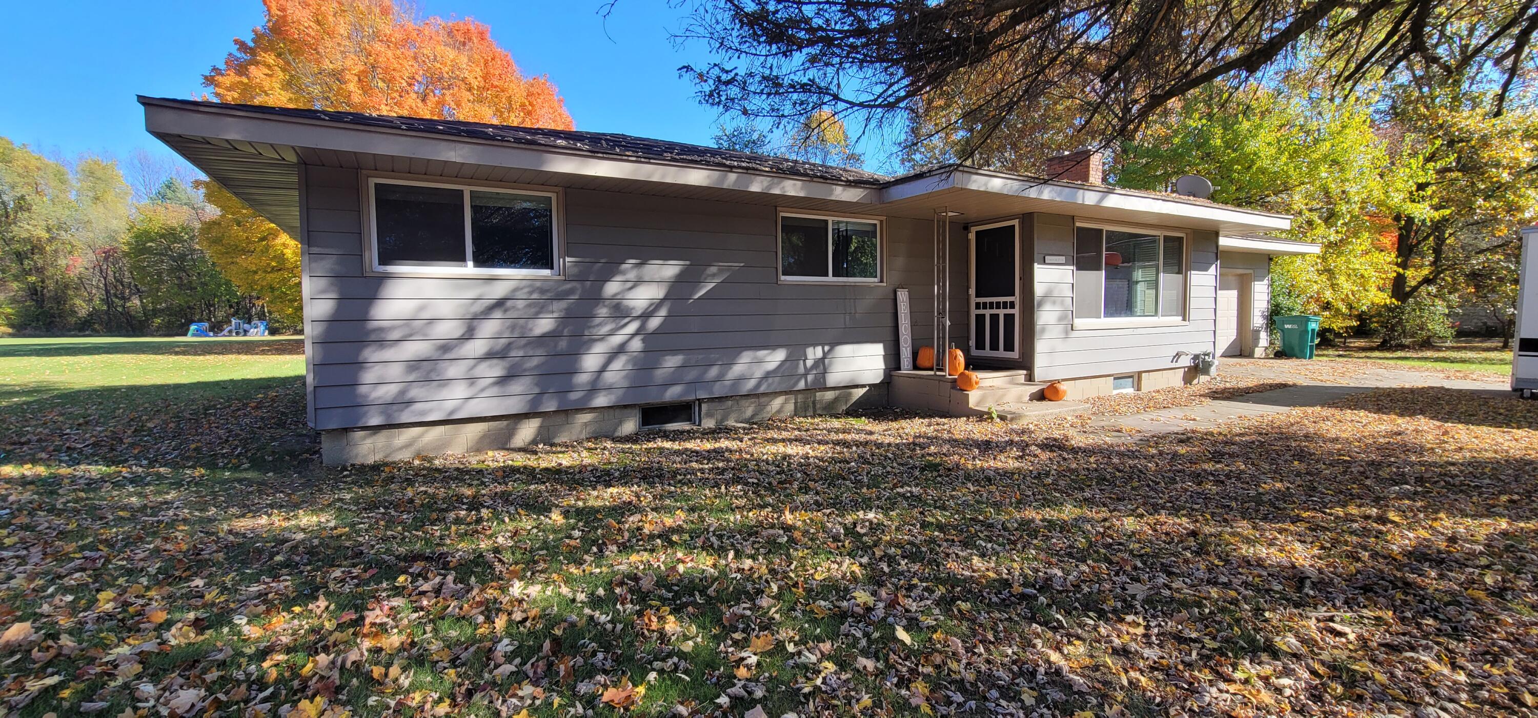 56361 Griffith Road Three Rivers, MI 49093 - Photo 10 of 27 20241027_153404