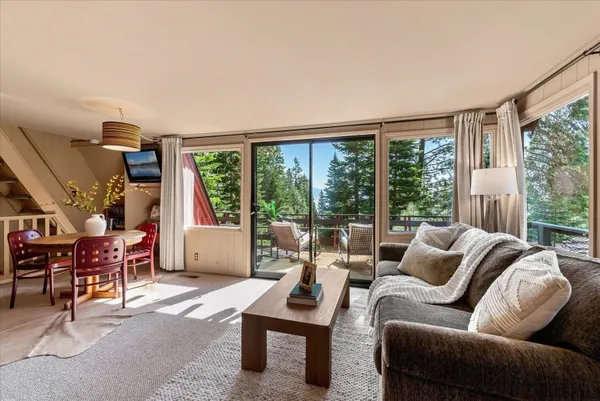 $825,000 | 3735 North Lake Boulevard, Carnelian Bay, CA 96140
