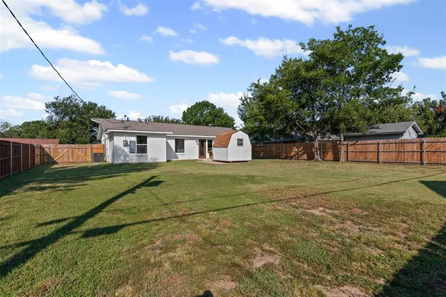 $325,000 | 5108 Nancy Lane, North Richland Hills, TX 76180