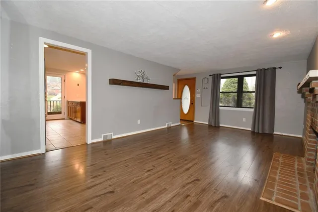 $399,000 | 110 Thames Place, Pittsburgh, PA 15241