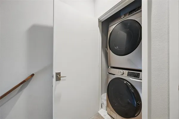 $434,000 | 2280 North Fitzhugh Avenue, Unit 30, Dallas, TX 75204