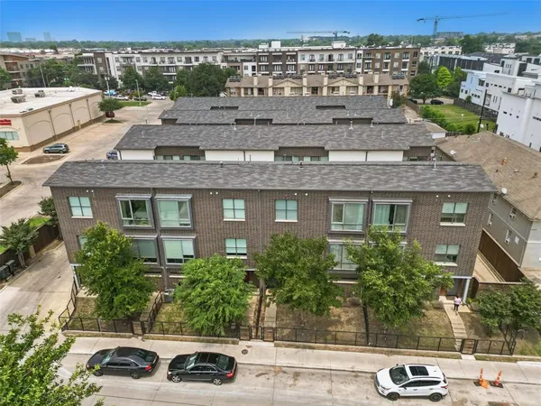 $434,000 | 2280 North Fitzhugh Avenue, Unit 30, Dallas, TX 75204
