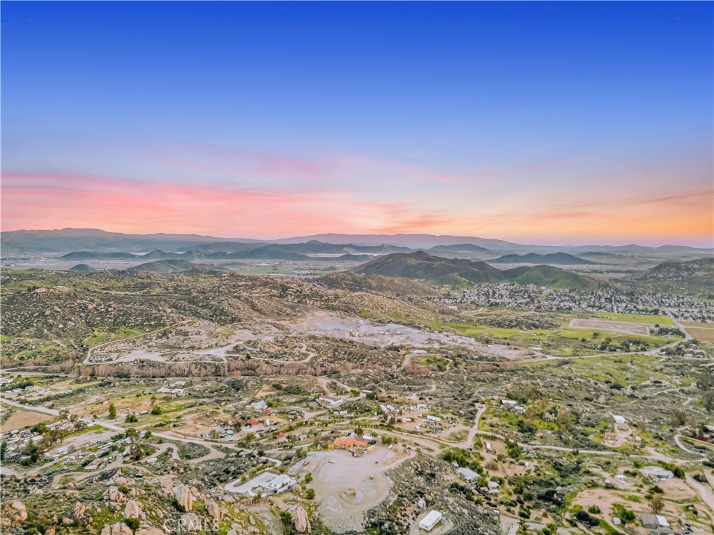 31300 Ruth Lane Homeland, CA 92548 - Photo 3 of 71 Beautiful Views