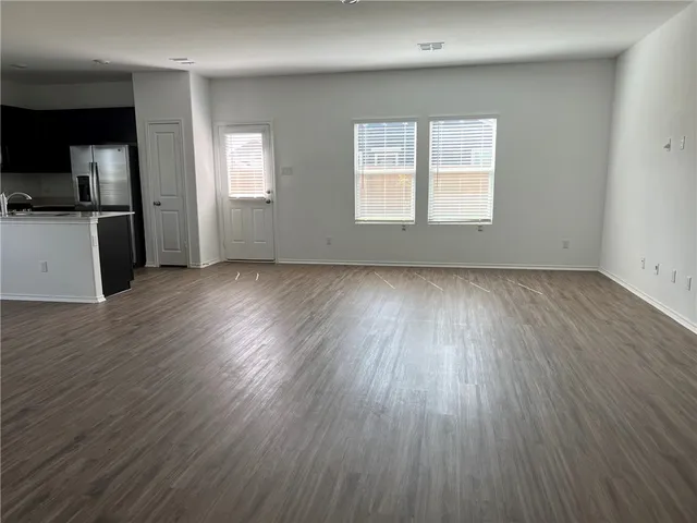 $1,795 | 542 Gabbro Gardens, Maxwell, TX 78656