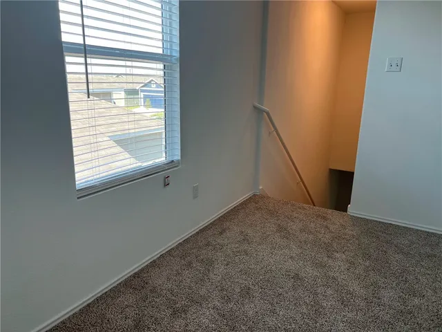 $1,795 | 542 Gabbro Gardens, Maxwell, TX 78656