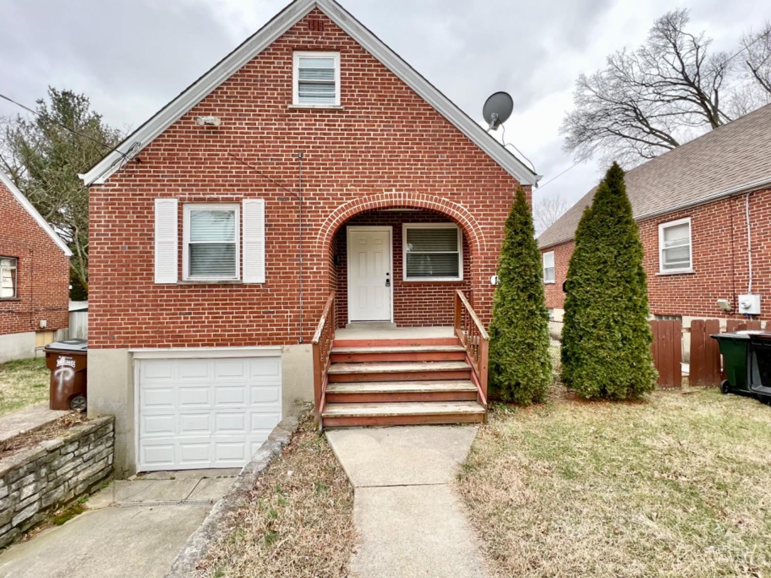1379 Adams Road Cincinnati, OH 45231 - Photo 1 of 13 Gallery Image 1