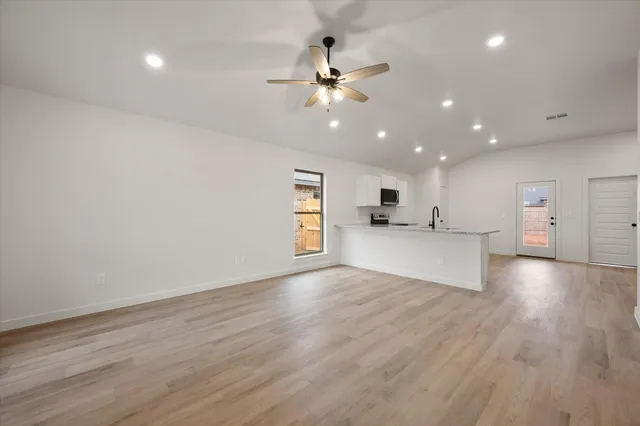 $215,000 | 2411 Aberdeen Avenue, Wolfforth, TX 79382