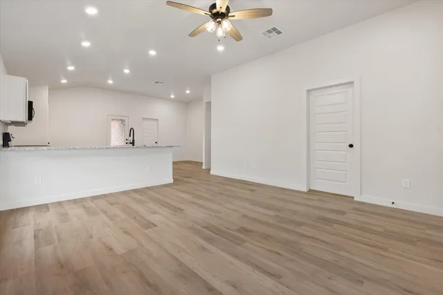 $215,000 | 2411 Aberdeen Avenue, Wolfforth, TX 79382