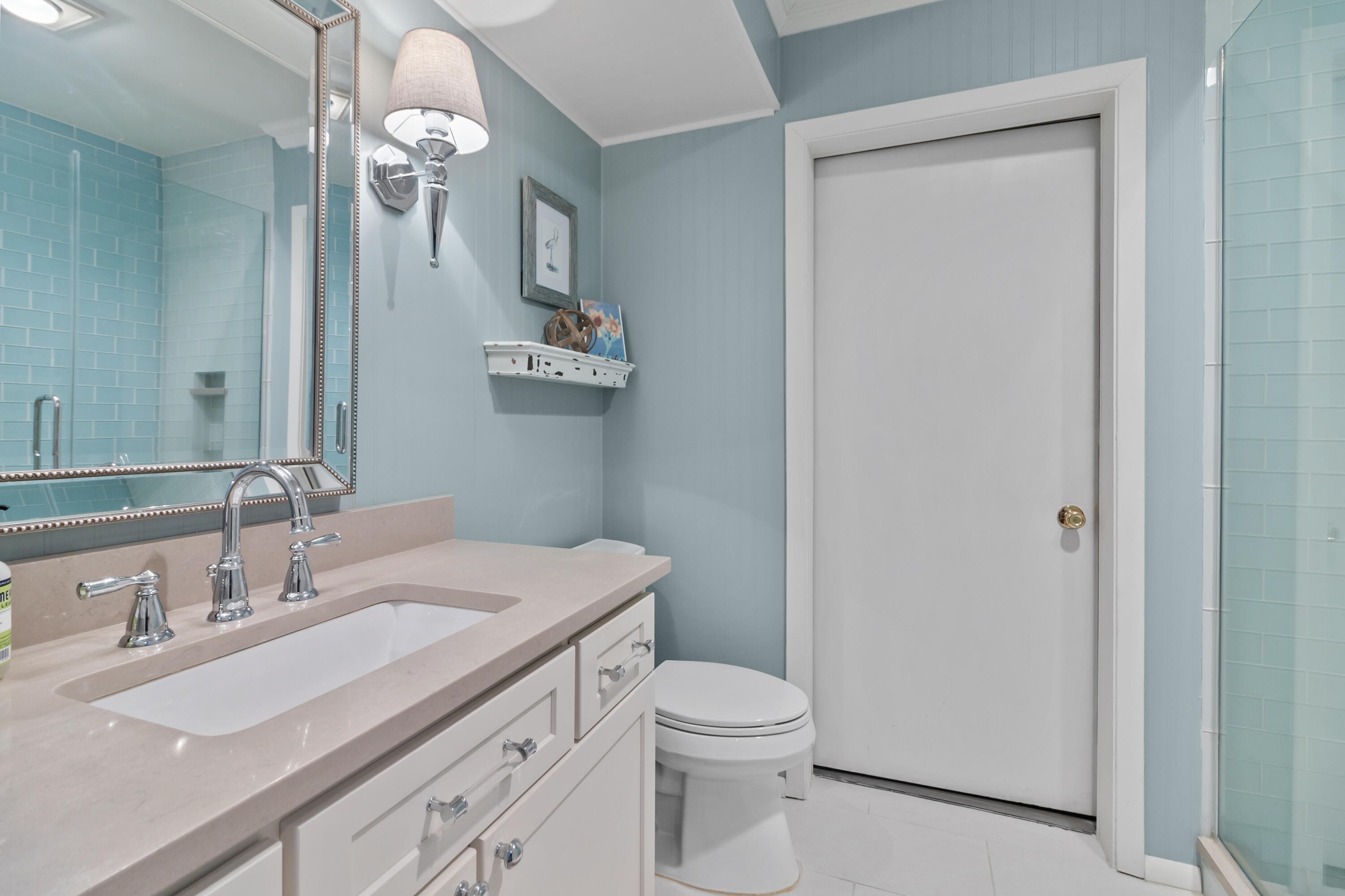 514 Bay View Avenue, Unit 28 Twin Lakes, WI 53181 - Photo 21 of 32 Main floor bath