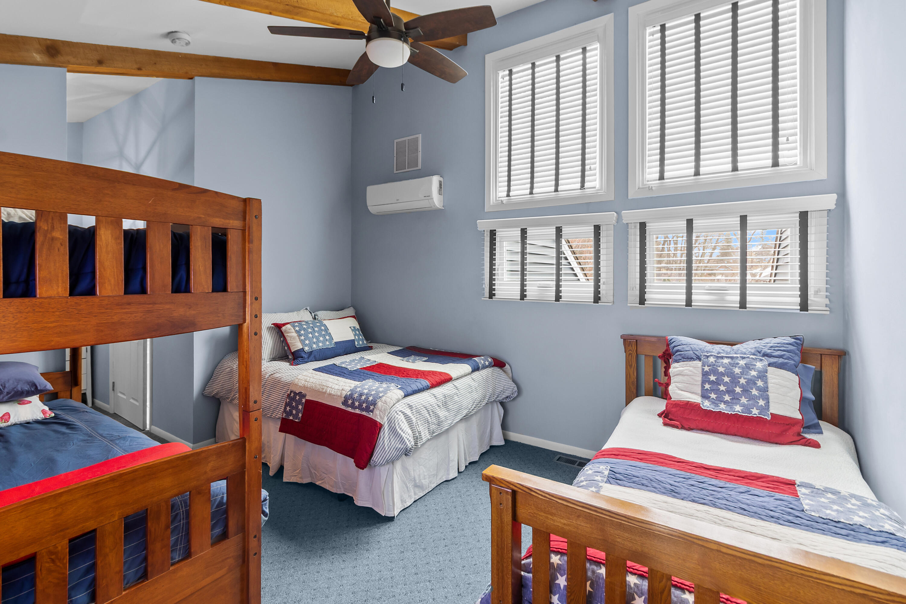 514 Bay View Avenue, Unit 28 Twin Lakes, WI 53181 - Photo 22 of 32 Upper bedroom