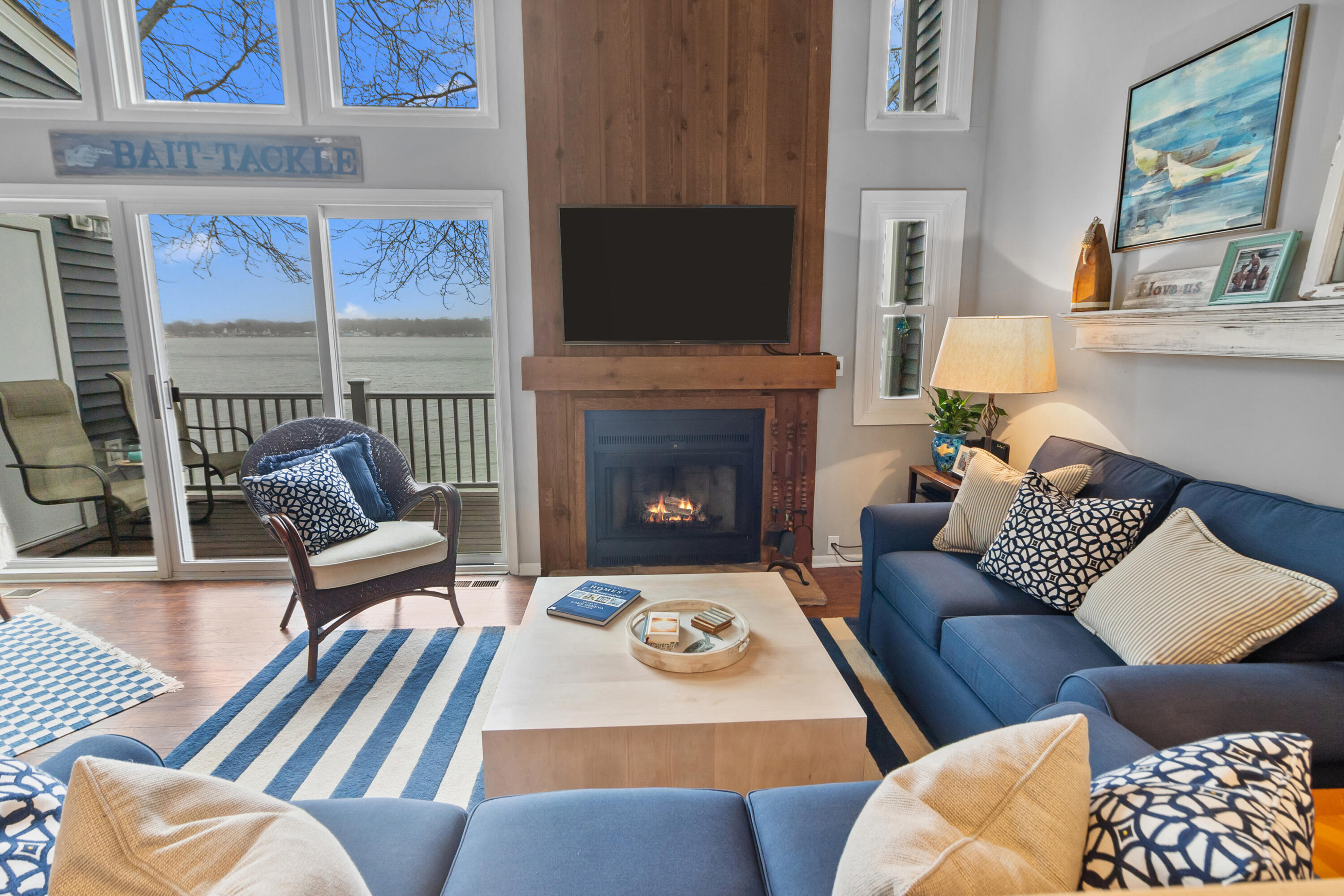 514 Bay View Avenue, Unit 28 Twin Lakes, WI 53181 - Photo 4 of 32 Living/Great Rm