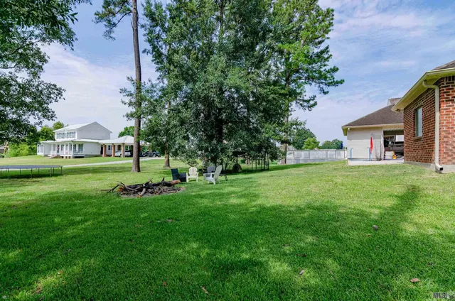 $330,000 | 43183 Norwood Road, Gonzales, LA 70737