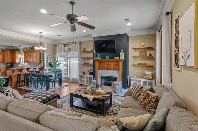 $330,000 | 43183 Norwood Road, Gonzales, LA 70737