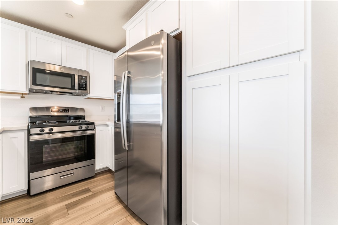 6144 Rathbone Street Las Vegas, NV 89166 - Photo 7 of 19