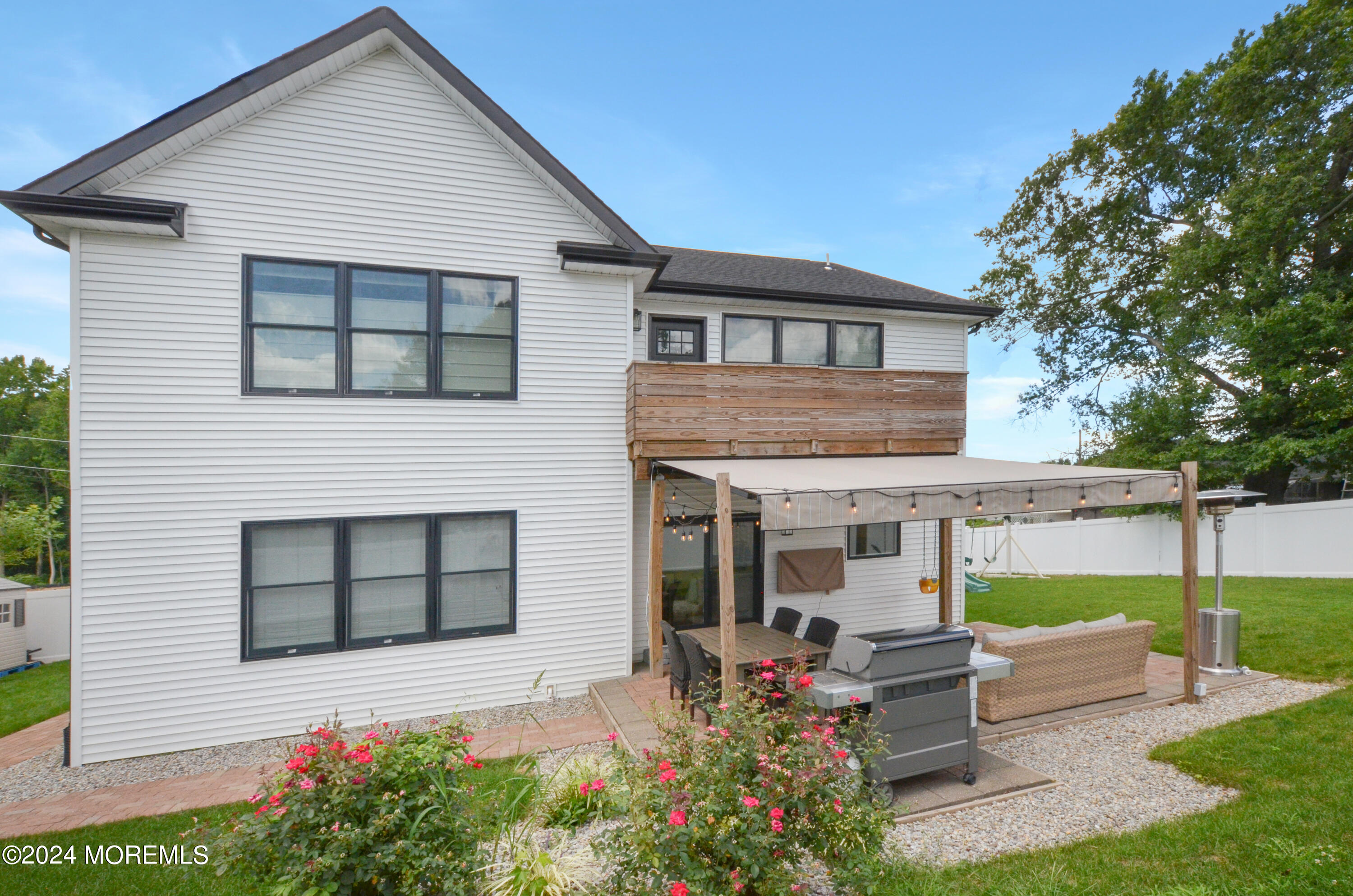 345 Meinzer Street Cliffwood, NJ 07721 - Photo 40 of 47 42