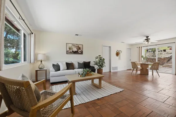 $925,000 | 515 Ross Drive, Escondido, CA 92029