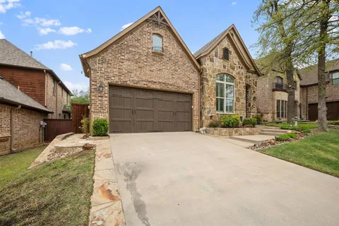 $635,000 | 305 Matthew Avenue, Denton, TX 76210