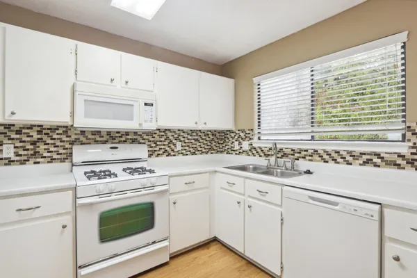 $1,850 | 2407 Dowd Lane, Austin, TX 78728