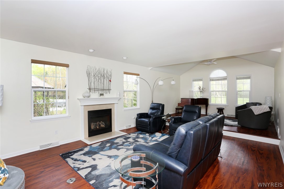 2276 Lakeview Road Hamburg, NY 14085 - Photo 22 of 49