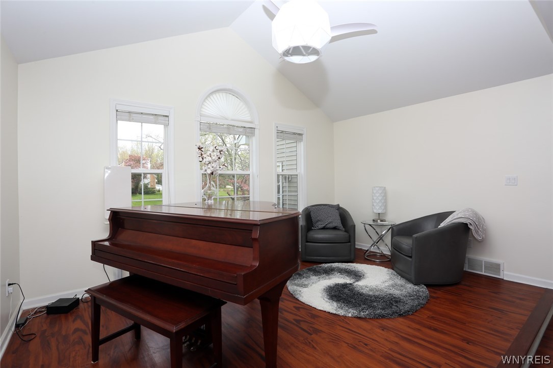 2276 Lakeview Road Hamburg, NY 14085 - Photo 27 of 49