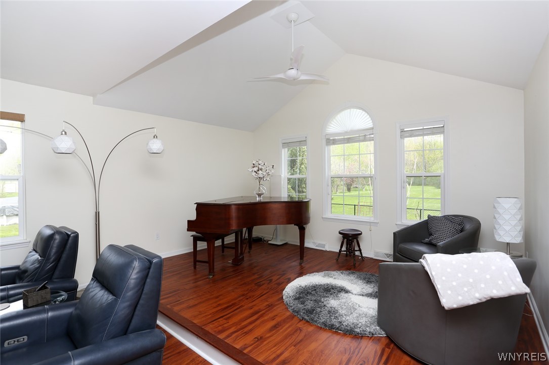 2276 Lakeview Road Hamburg, NY 14085 - Photo 28 of 49