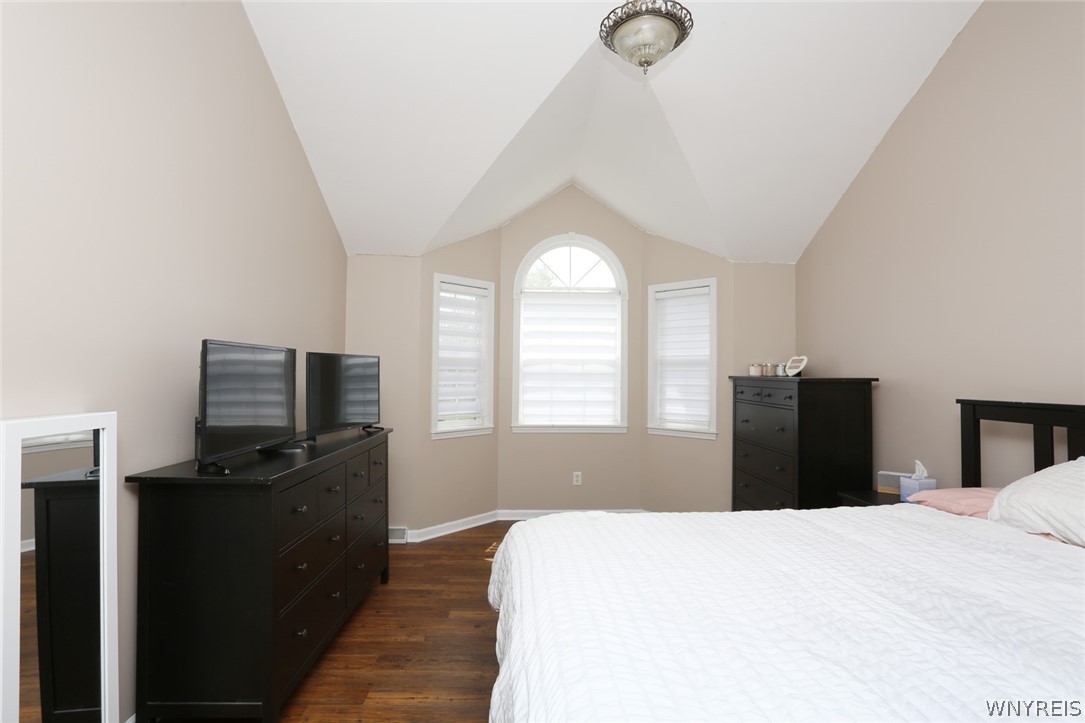 2276 Lakeview Road Hamburg, NY 14085 - Photo 31 of 49