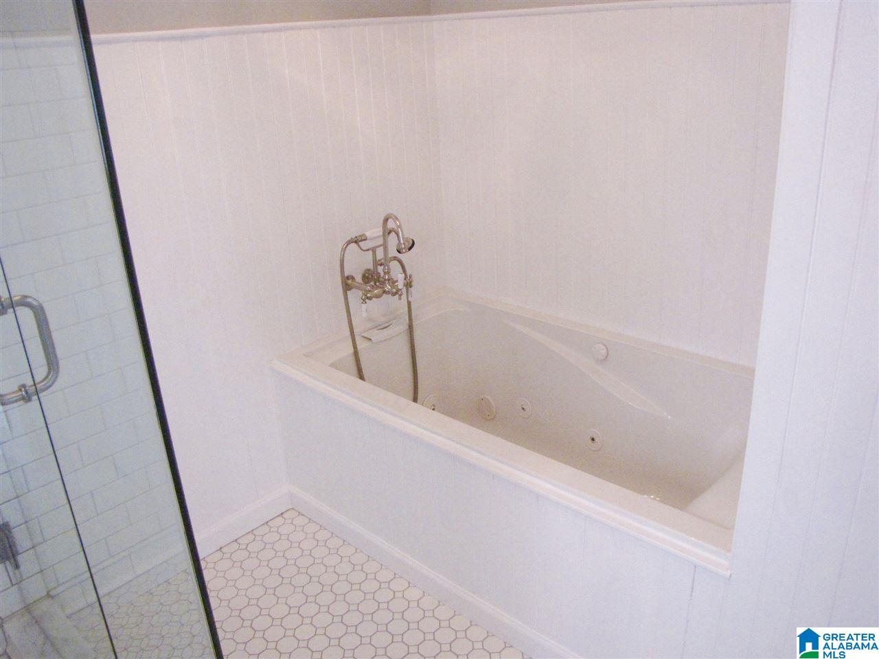 441 Eaton Road Hoover, AL 35242 - Photo 14 of 24