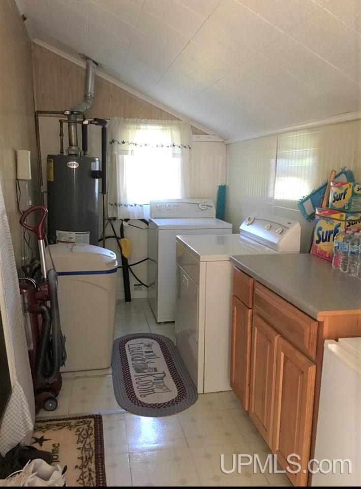 3690 13.75 Road Escanaba, MI 49829 - Photo 15 of 17