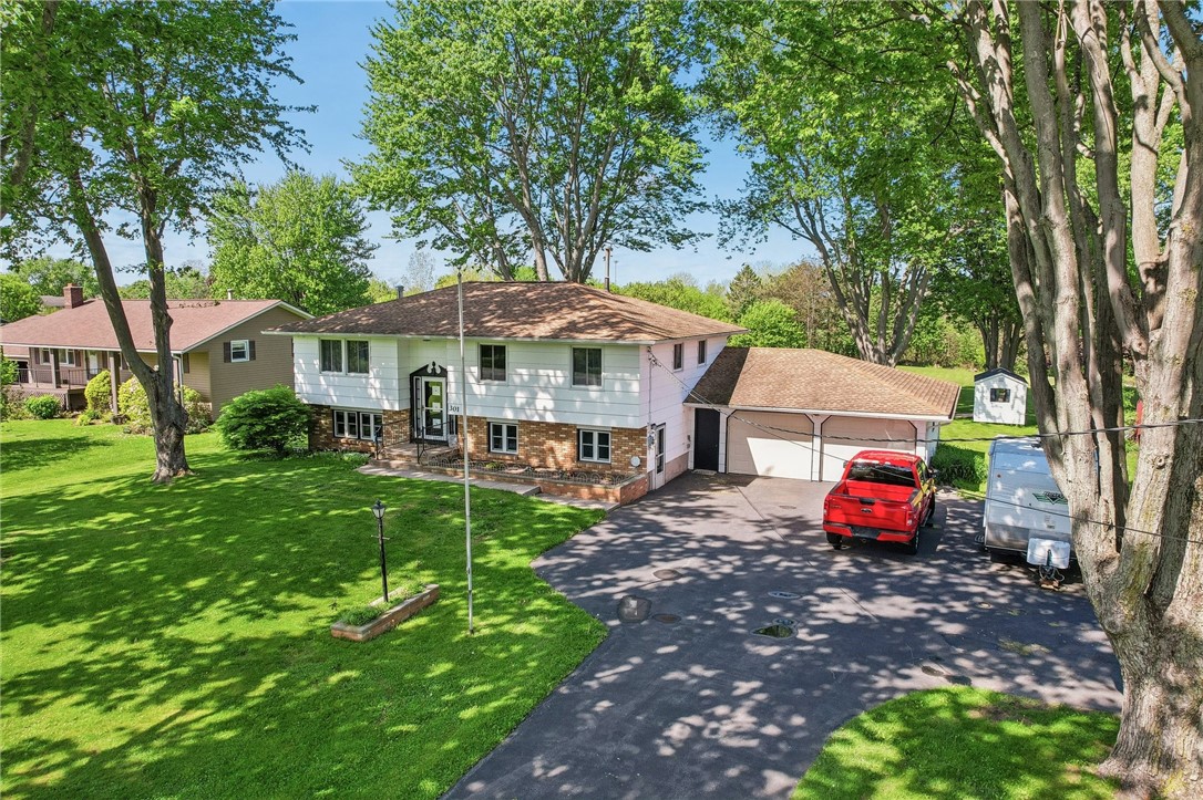 301 Bennett Road Parma, NY 14468 - Photo 6 of 50