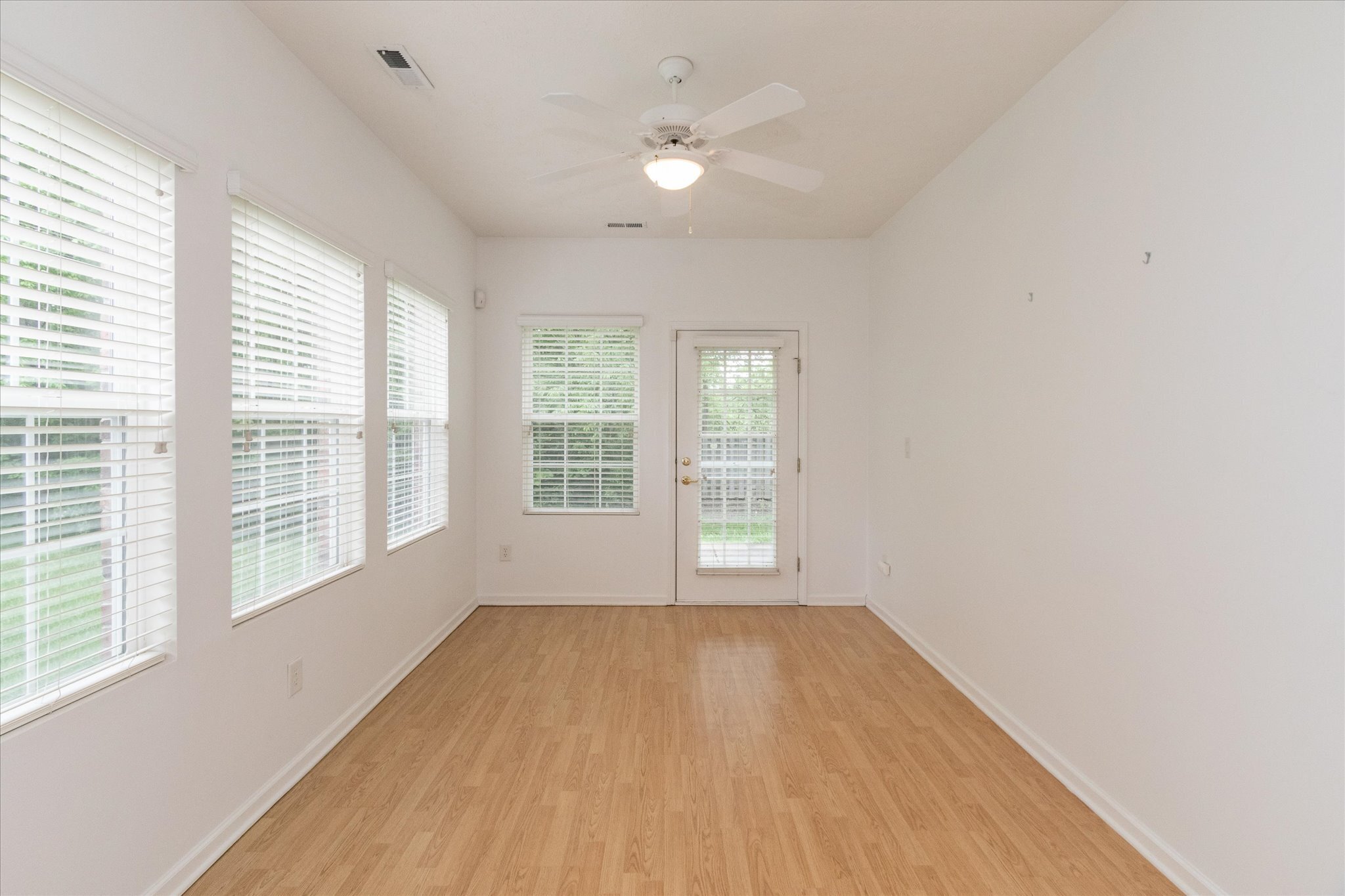 10550 Pine Valley Path Indianapolis, IN 46234 - Photo 11 of 21