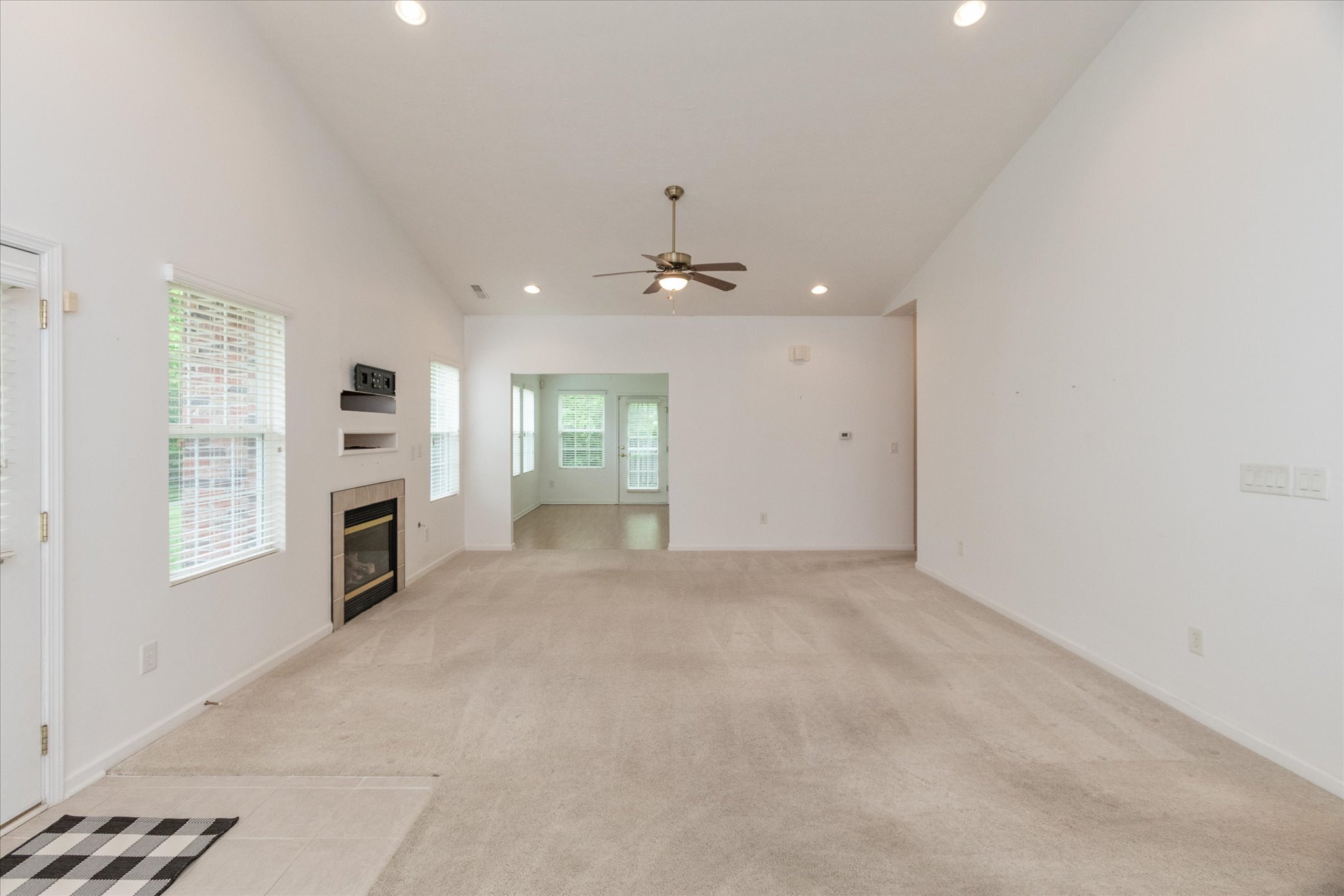 10550 Pine Valley Path Indianapolis, IN 46234 - Photo 3 of 21