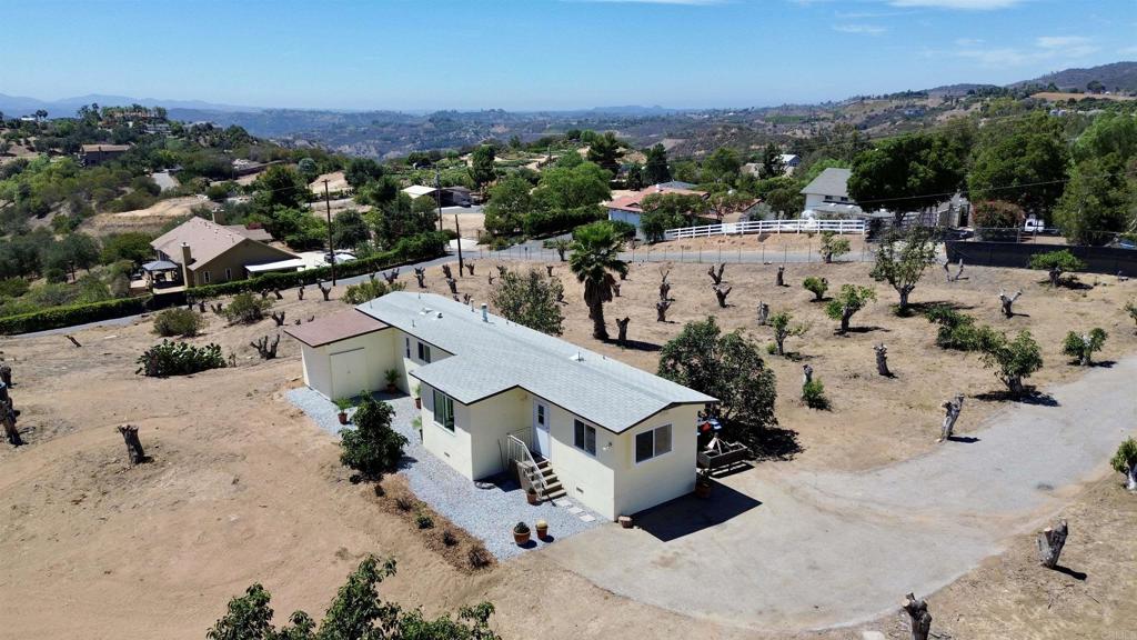 1843 Canyon Heights Road Fallbrook, CA 92028 - Photo 1 of 43 Gallery Image 1