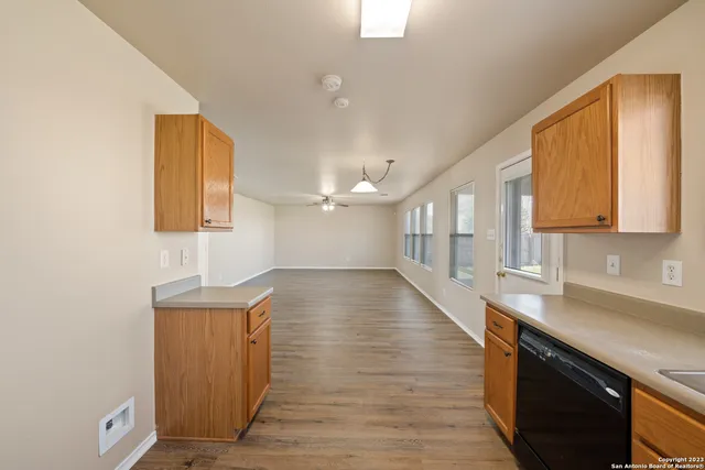 $1,850 | 144 Crest Bluff, Cibolo, TX 78108