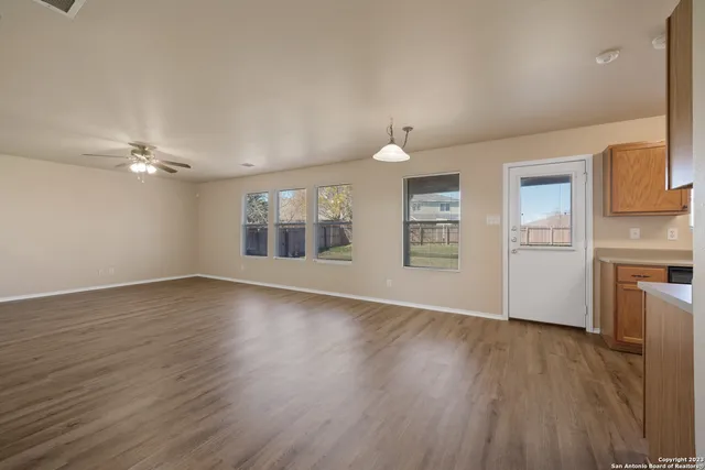 $1,850 | 144 Crest Bluff, Cibolo, TX 78108