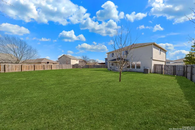 $1,850 | 144 Crest Bluff, Cibolo, TX 78108