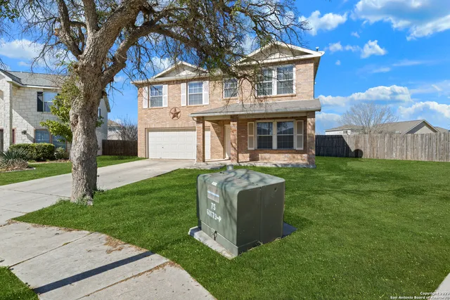 $1,850 | 144 Crest Bluff, Cibolo, TX 78108