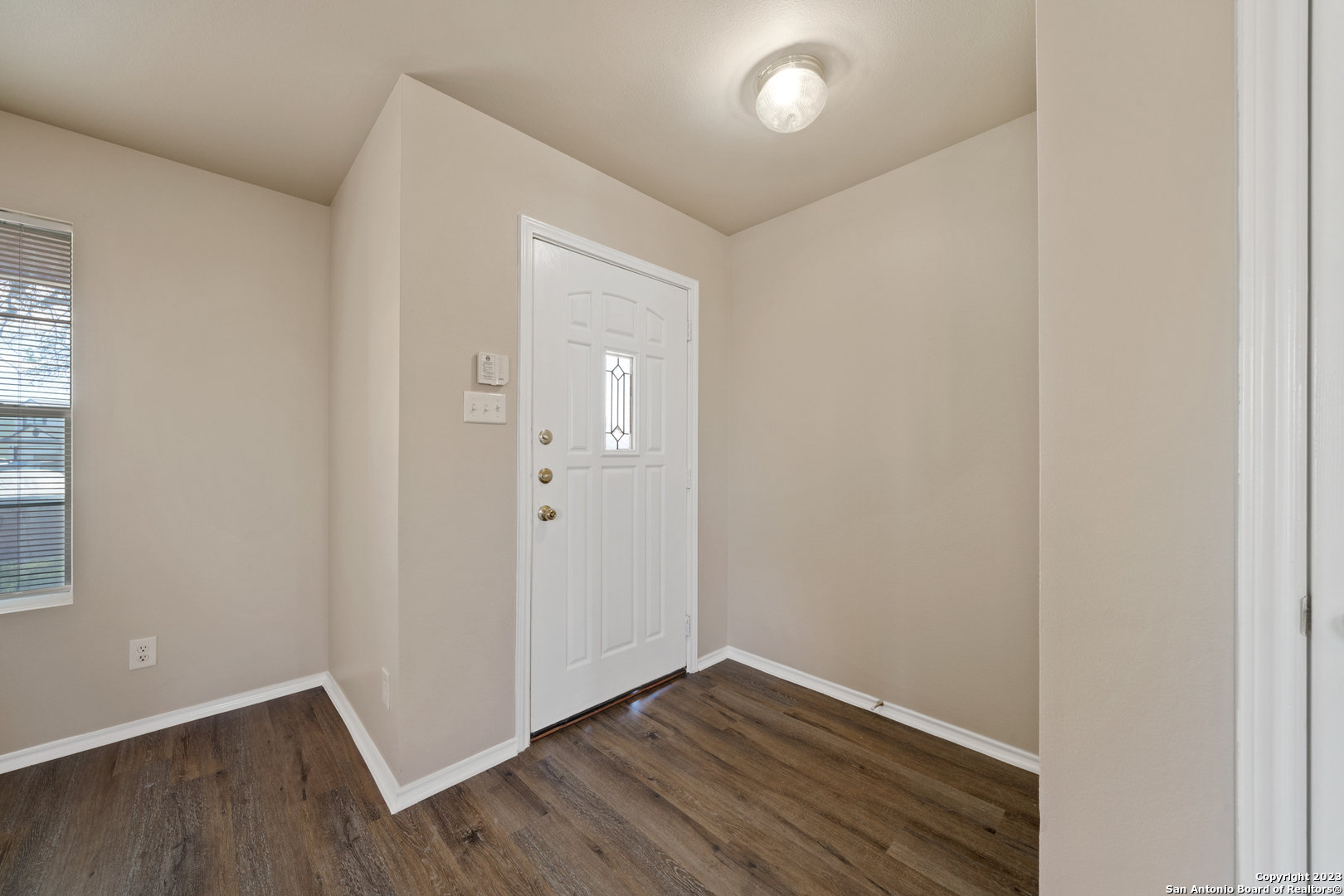 144 Crest Bluff Cibolo, TX 78108 - Photo 5 of 30 a view of an empty room with wooden floor